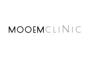 Mejores clínicas injerto capilar Barcelona - Logo MooemClinic reconocida como la mejor clínica injerto capilar Barcelona